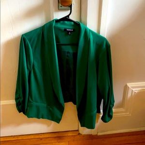 Green 3/4 sleeve blazer